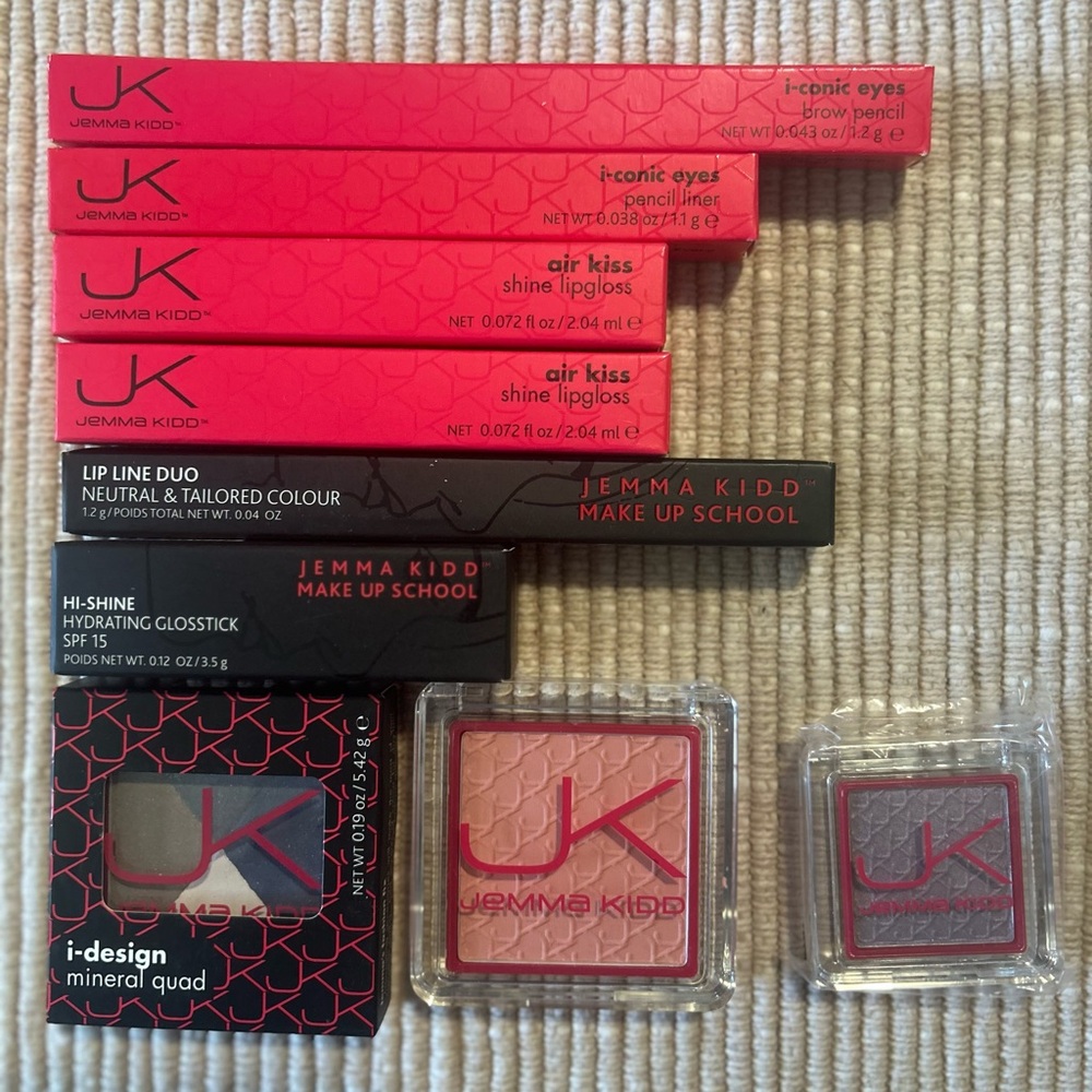 Jemma Kidd 9 Piece Beauty Bundle Eye liner Blush Lip gloss / gloss stick brow